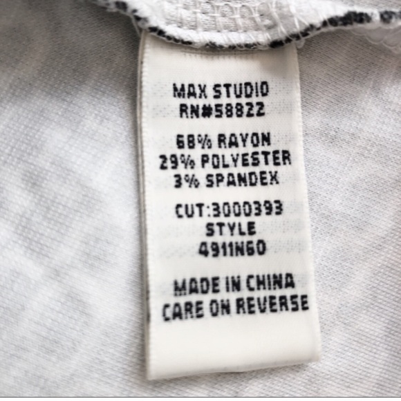 Max Studio Black & Cream Bateau Neck Shift Dress Size Small - Picture 12 of 12